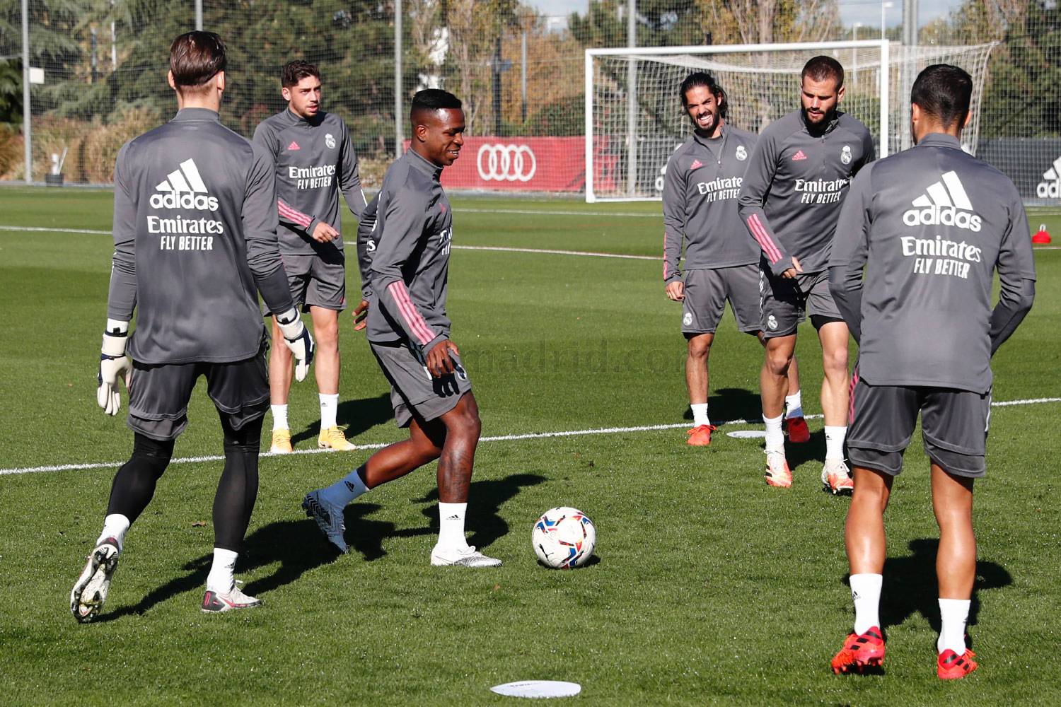 Новость на сайте FondoRuso.ru /assets/img//news/2020/2020-10-15-44-trainingsession.jpg