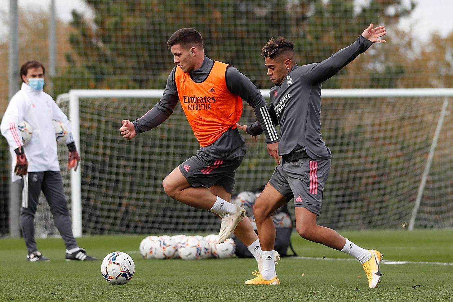 Новость на сайте FondoRuso.ru /assets/img//news/2020/2020-11-04-24-entrenamiento.jpg