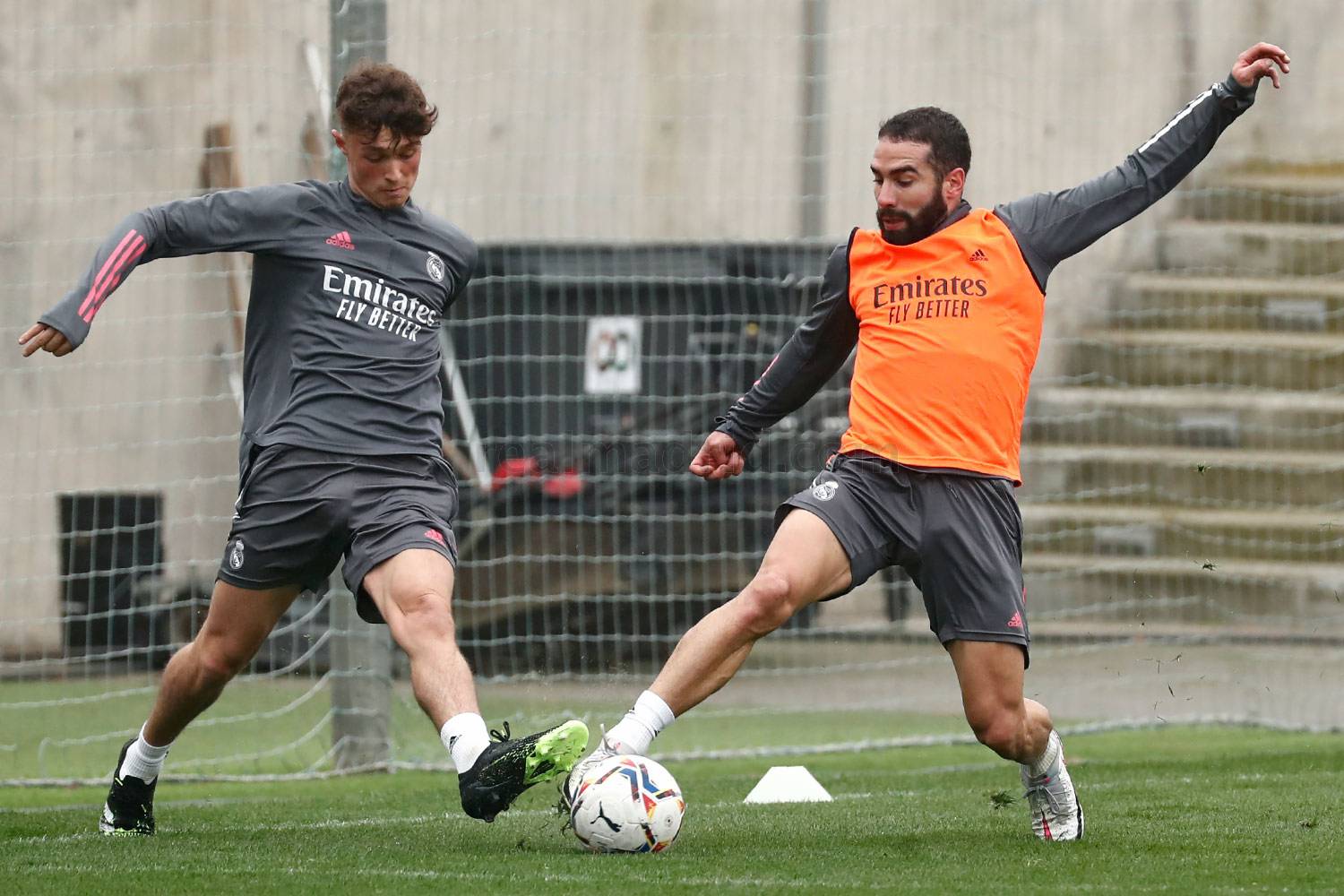 Новость на сайте FondoRuso.ru /assets/img//news/2020/2020-11-18-20-trainingsession.jpg