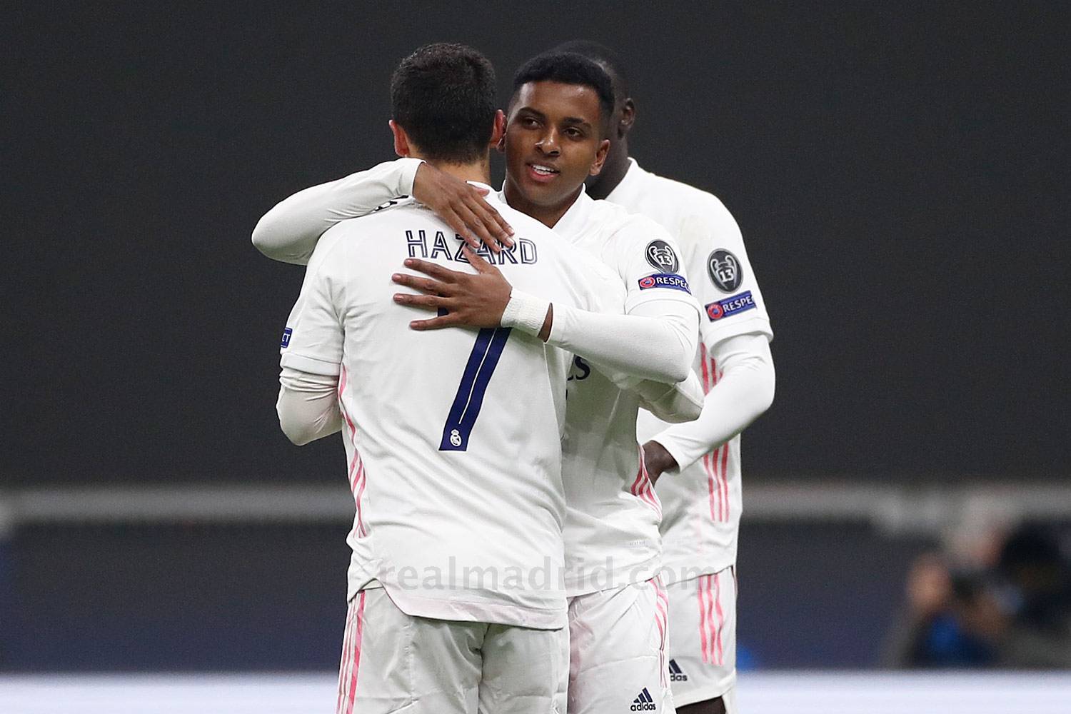 Новость на сайте FondoRuso.ru /assets/img//news/2020/2020-11-26-14-hazard-rodrygo.jpg