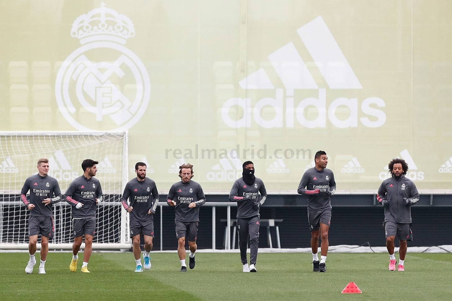 Новость на сайте FondoRuso.ru /assets/img//news/2020/2020-11-29-05-training.jpg