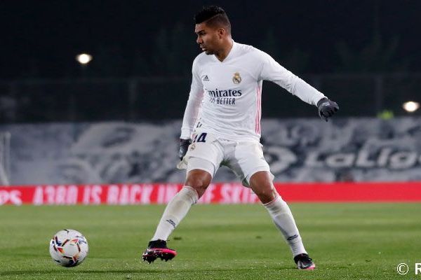 Новость на сайте FondoRuso.ru /assets/img//news/2020/2020-11-29-40-casemiro.jpg