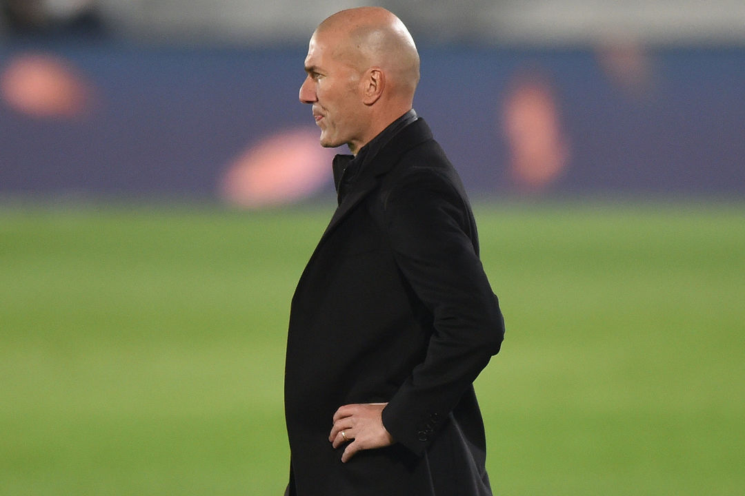 Новость на сайте FondoRuso.ru /assets/img//news/2020/2020-12-08-22-zidane.jpg