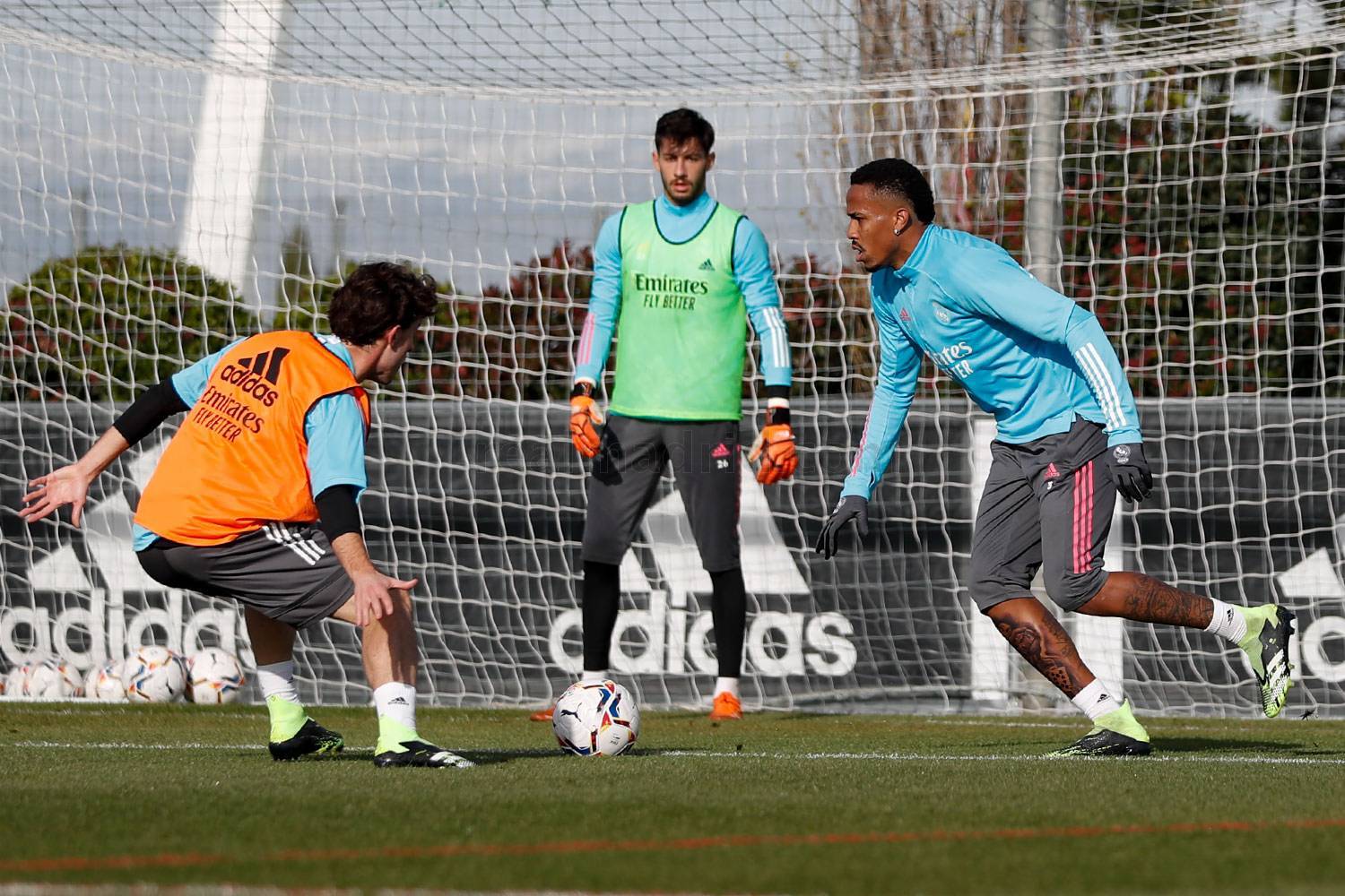 Новость на сайте FondoRuso.ru /assets/img//news/2020/2020-12-13-15-training.jpg