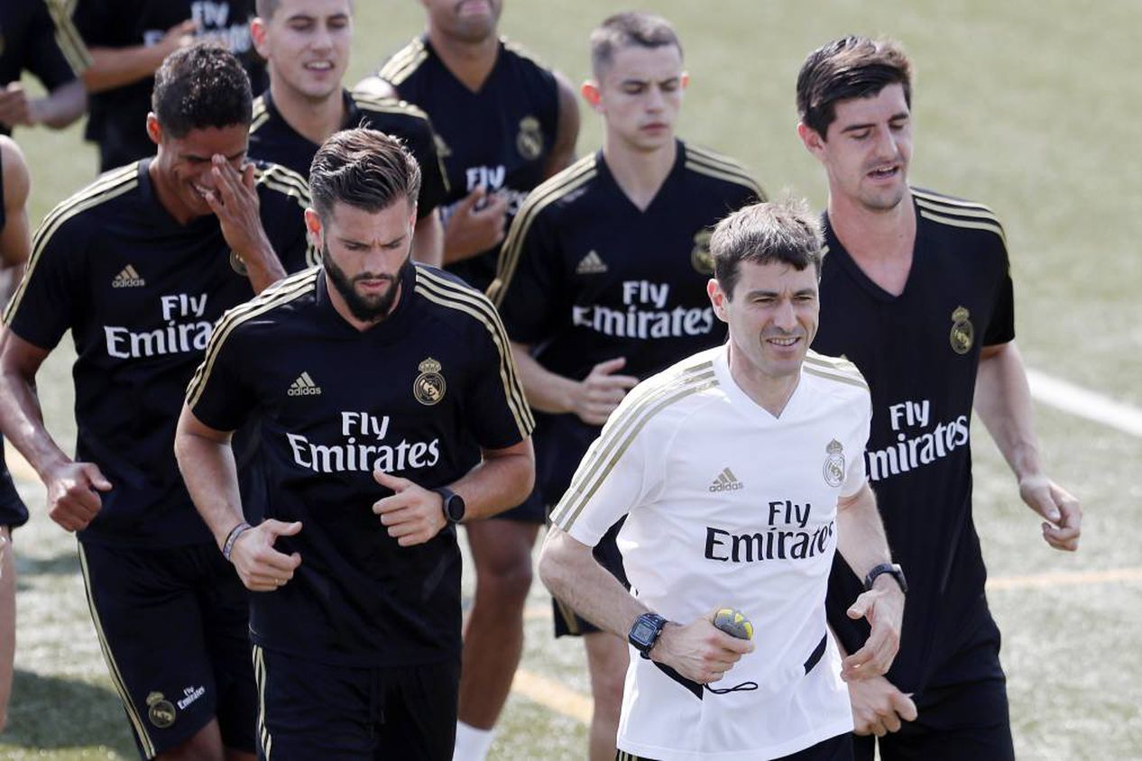 Новость на сайте FondoRuso.ru /assets/img//news/2020/2020-12-19-54-zwk7bcnteduzbmzcmyams6s4sy.jpg