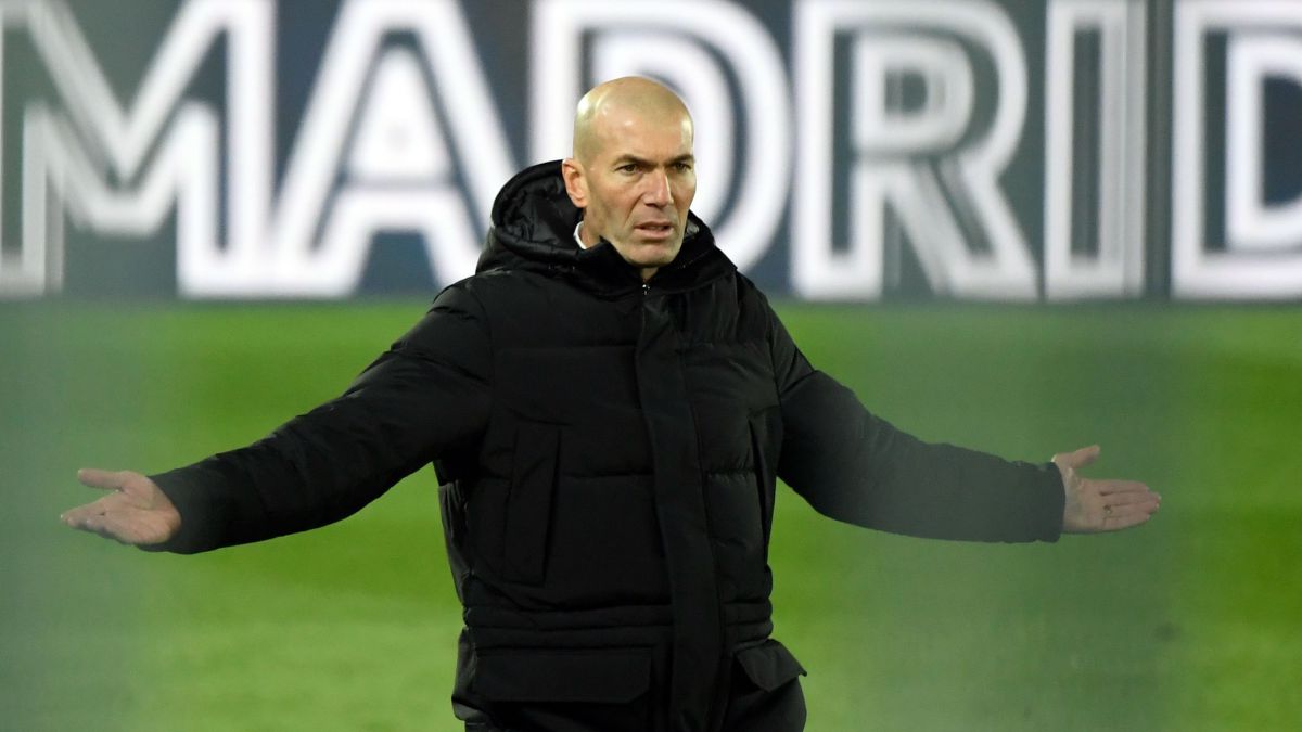 Новость на сайте FondoRuso.ru /assets/img//news/2021/2021-02-01-25-zidane.jpg