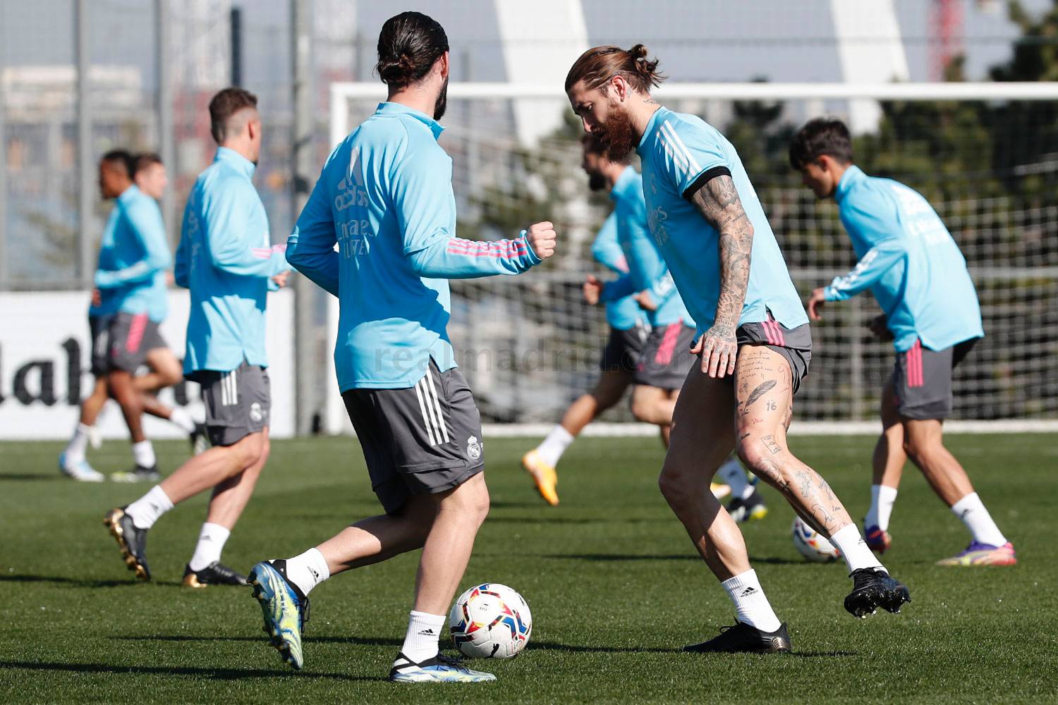 Новость на сайте FondoRuso.ru /assets/img//news/2021/2021-03-10-27-he18120thumb6.jpg