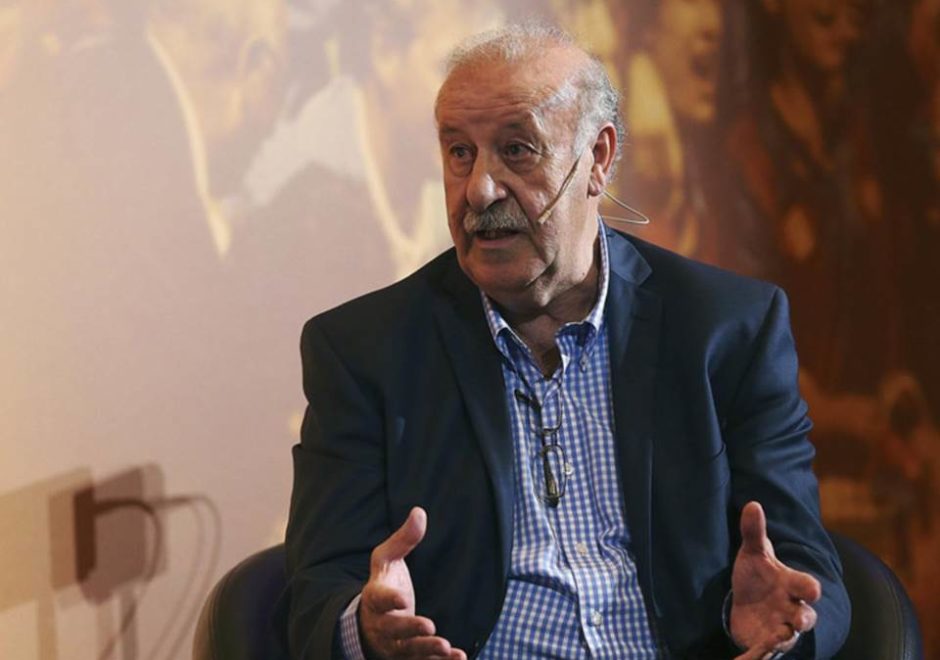 Новость на сайте FondoRuso.ru /assets/img//news/2021/2021-04-10-01-vicente-del-bosque-conferencias-speaker-entrenador-espana-940x660.jpeg