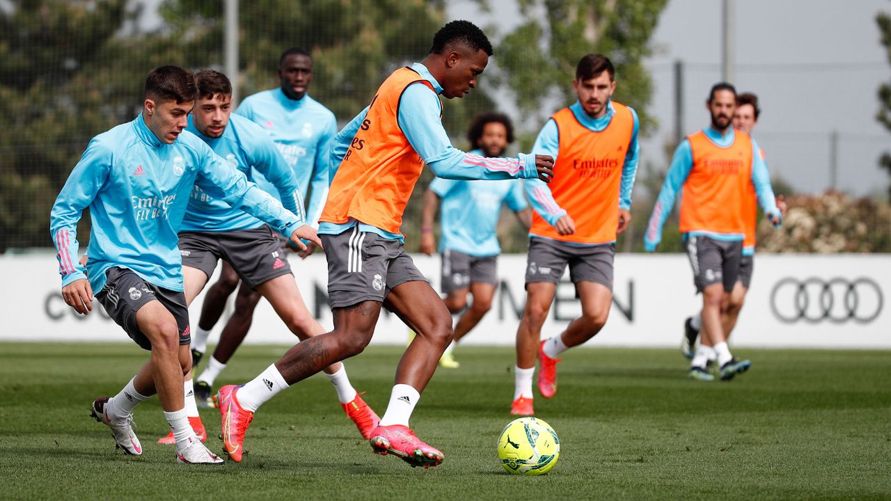 Новость на сайте FondoRuso.ru /assets/img//news/2021/2021-04-16-38-training.jpg