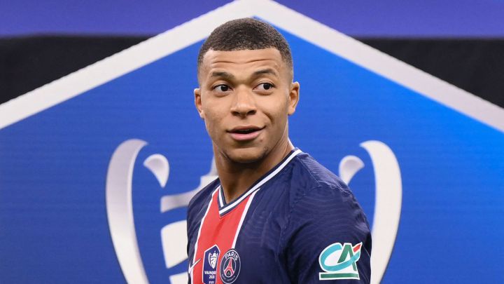 Новость на сайте FondoRuso.ru /assets/img//news/2021/2021-05-21-43-mbappe.jpeg