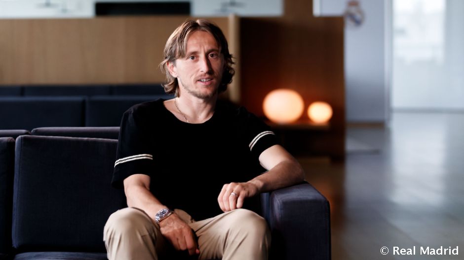 Новость на сайте FondoRuso.ru /assets/img//news/2021/2021-05-26-26-modric-entrevista-av10951thumb.jpg