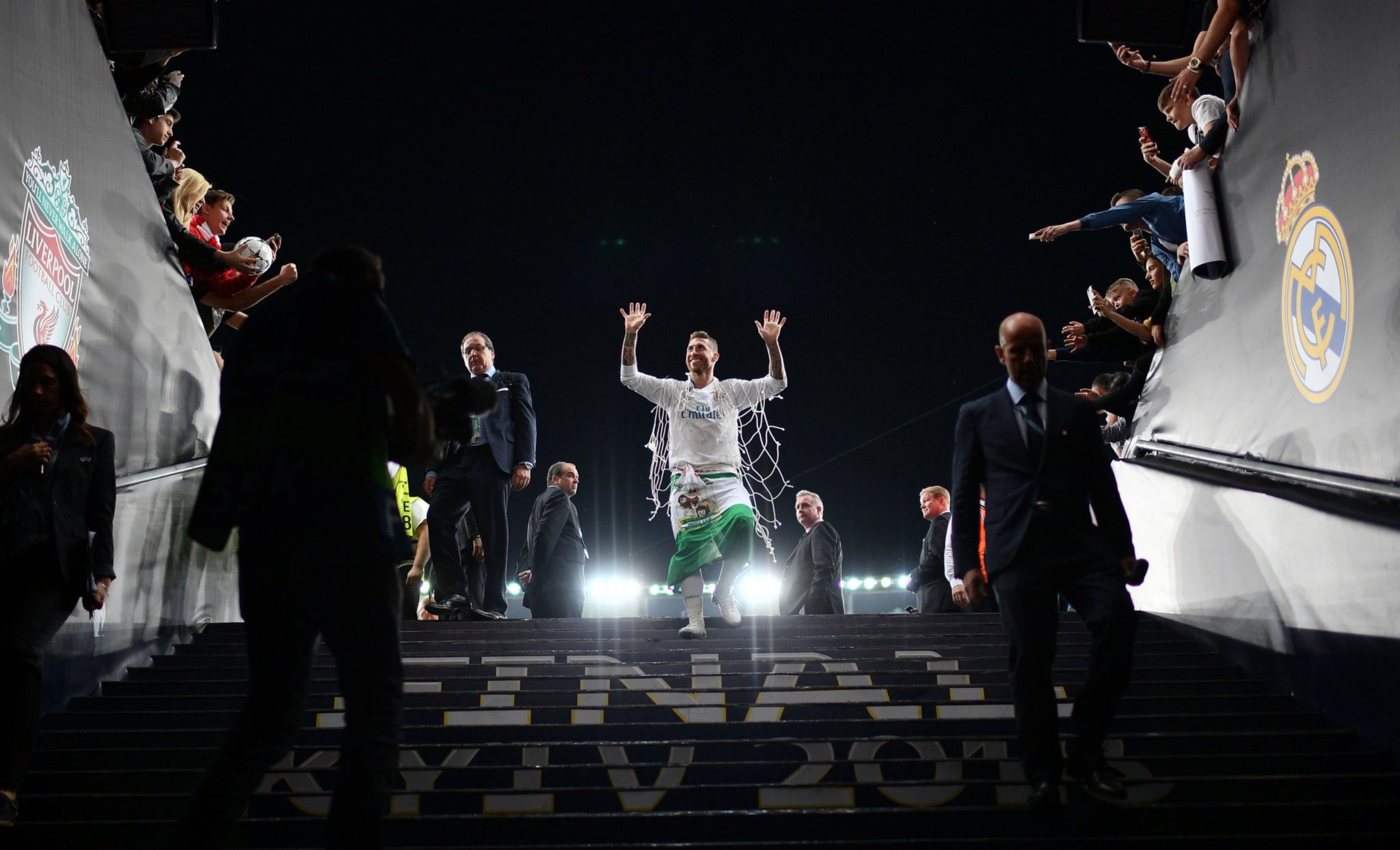 Новость на сайте FondoRuso.ru /assets/img//news/2021/2021-06-17-33-ramos.jpeg