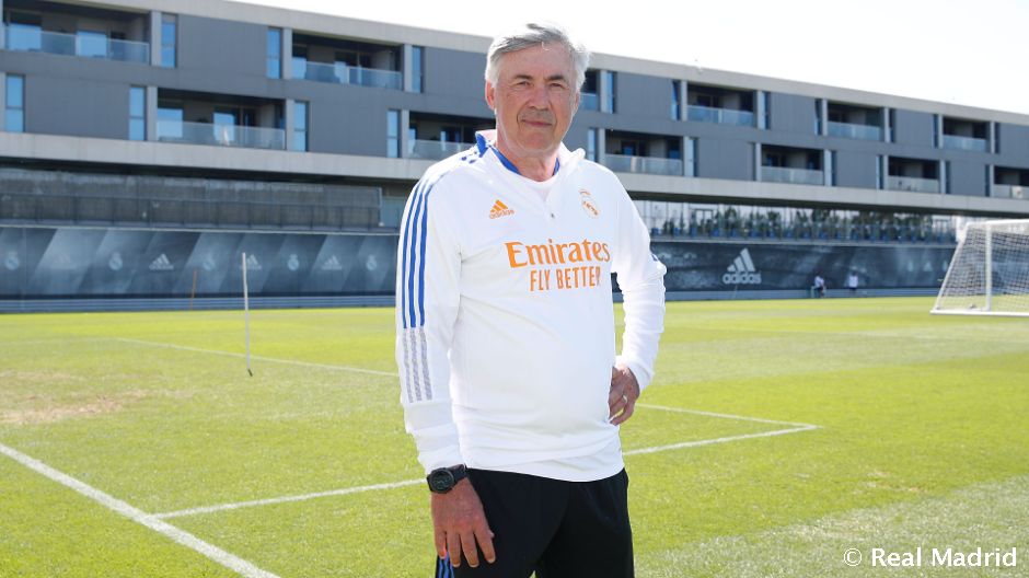 Новость на сайте FondoRuso.ru /assets/img//news/2021/2021-07-15-31-ancelotti.jpg
