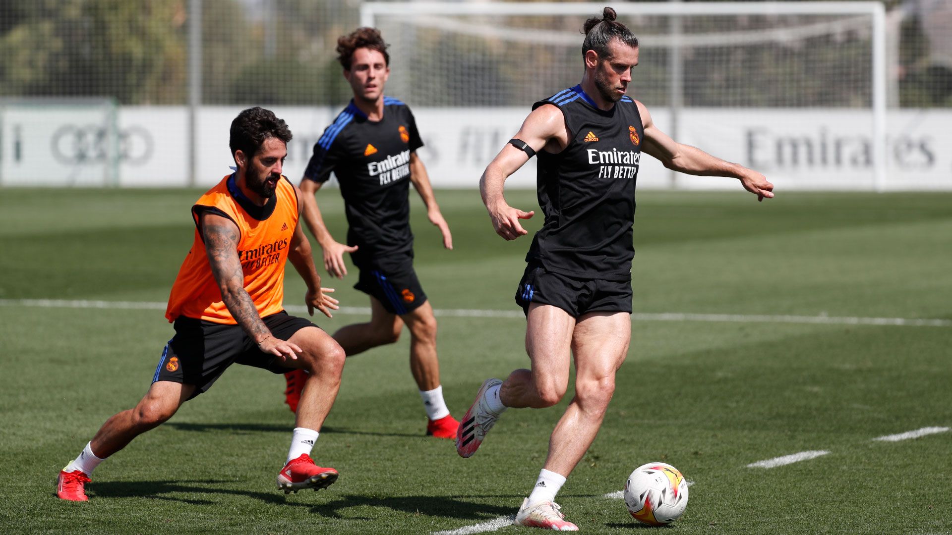 Новость на сайте FondoRuso.ru /assets/img//news/2021/2021-08-19-33-isco-bale.jpg