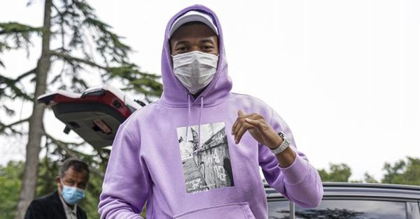 Новость на сайте FondoRuso.ru /assets/img//news/2021/2021-08-31-58-mbappe.jpeg