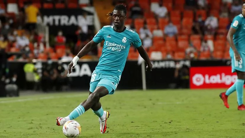 Новость на сайте FondoRuso.ru /assets/img//news/2021/2021-09-20-35-camavinga.jpg