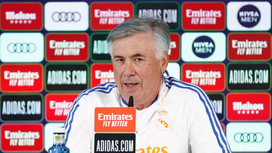 Новость на сайте FondoRuso.ru /assets/img//news/2021/2021-10-03-24-ancelotti.jpg