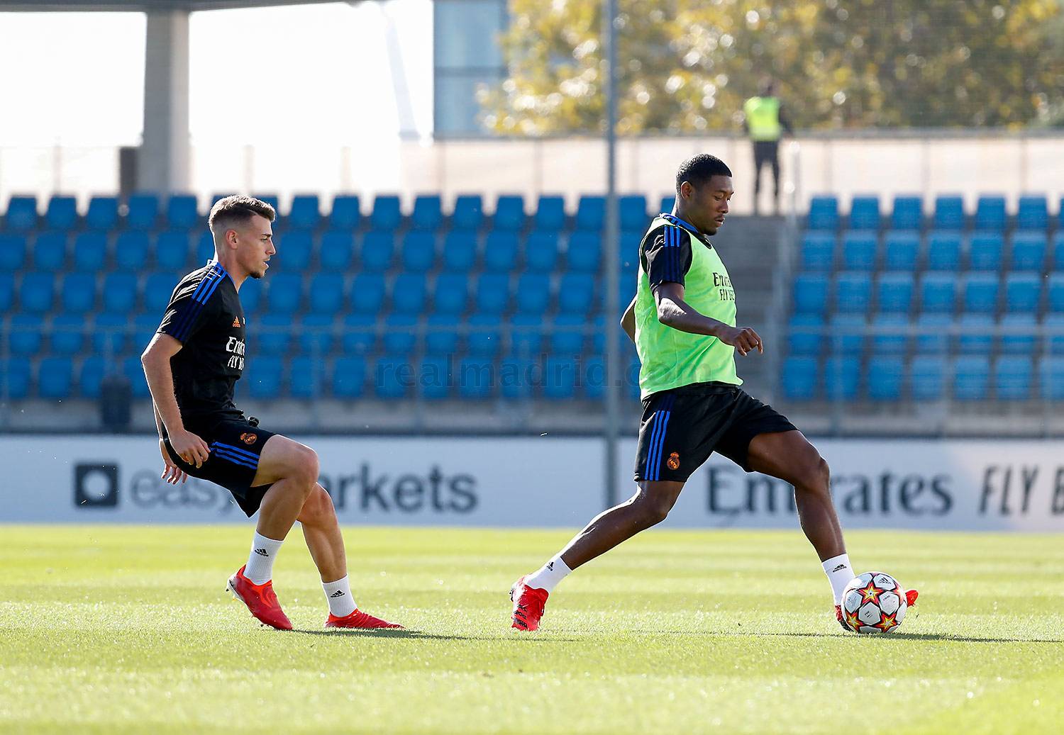 Новость на сайте FondoRuso.ru /assets/img//news/2021/2021-10-15-15-blanco-alaba.jpeg