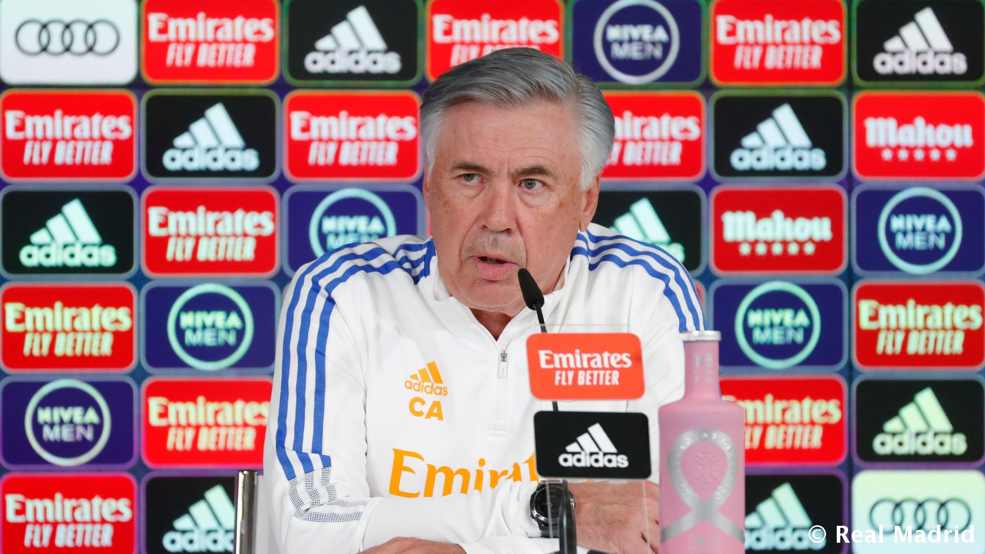 Новость на сайте FondoRuso.ru /assets/img//news/2021/2021-10-29-56-ancelotti.jpeg
