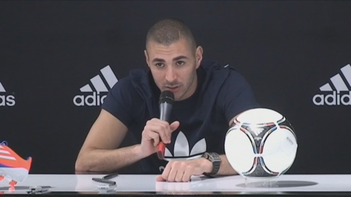 Новость на сайте FondoRuso.ru /assets/img//news/2021/2021-11-24-03-benzema.jpg