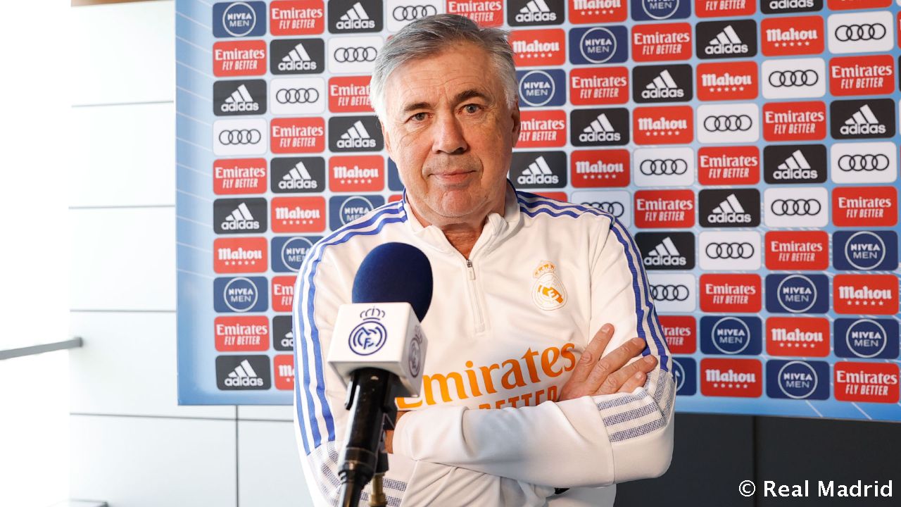 Новость на сайте FondoRuso.ru /assets/img//news/2021/2021-12-10-54-ancelotti.jpg