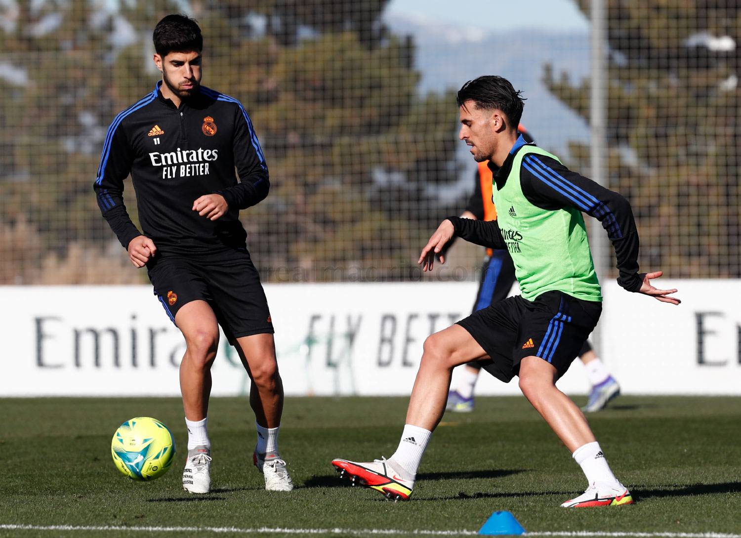 Новость на сайте FondoRuso.ru /assets/img//news/2021/2021-12-15-59-training.jpg