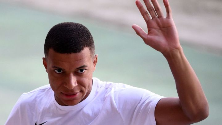 Новость на сайте FondoRuso.ru /assets/img//news/2021/2021-12-29-00-mbappe.jpg