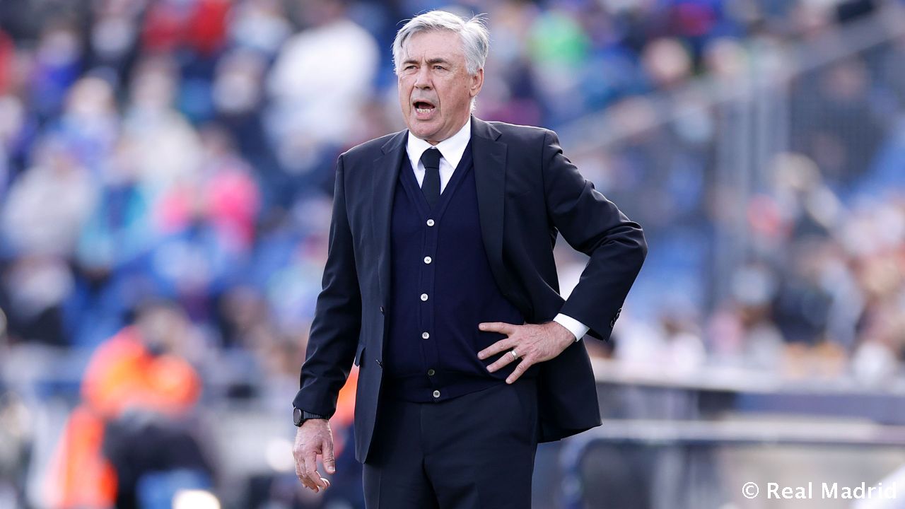 Новость на сайте FondoRuso.ru /assets/img//news/2021/2022-01-03-18-ancelotti.jpg