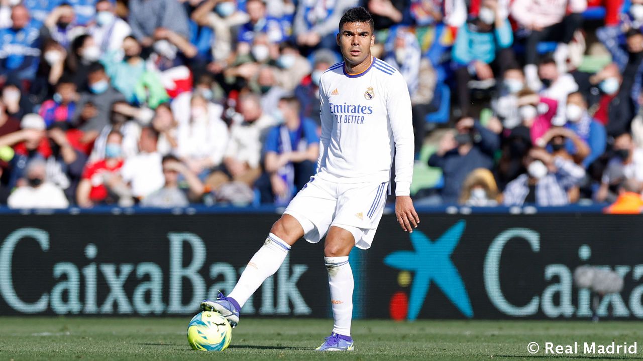 Новость на сайте FondoRuso.ru /assets/img//news/2021/2022-01-03-28-casemiro.jpg