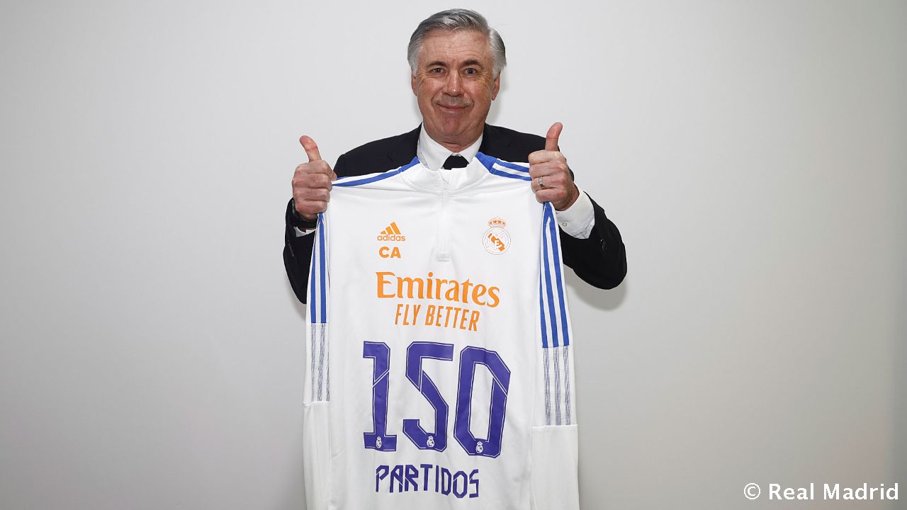 Новость на сайте FondoRuso.ru /assets/img//news/2021/2022-01-21-44-ancelotti.jpg