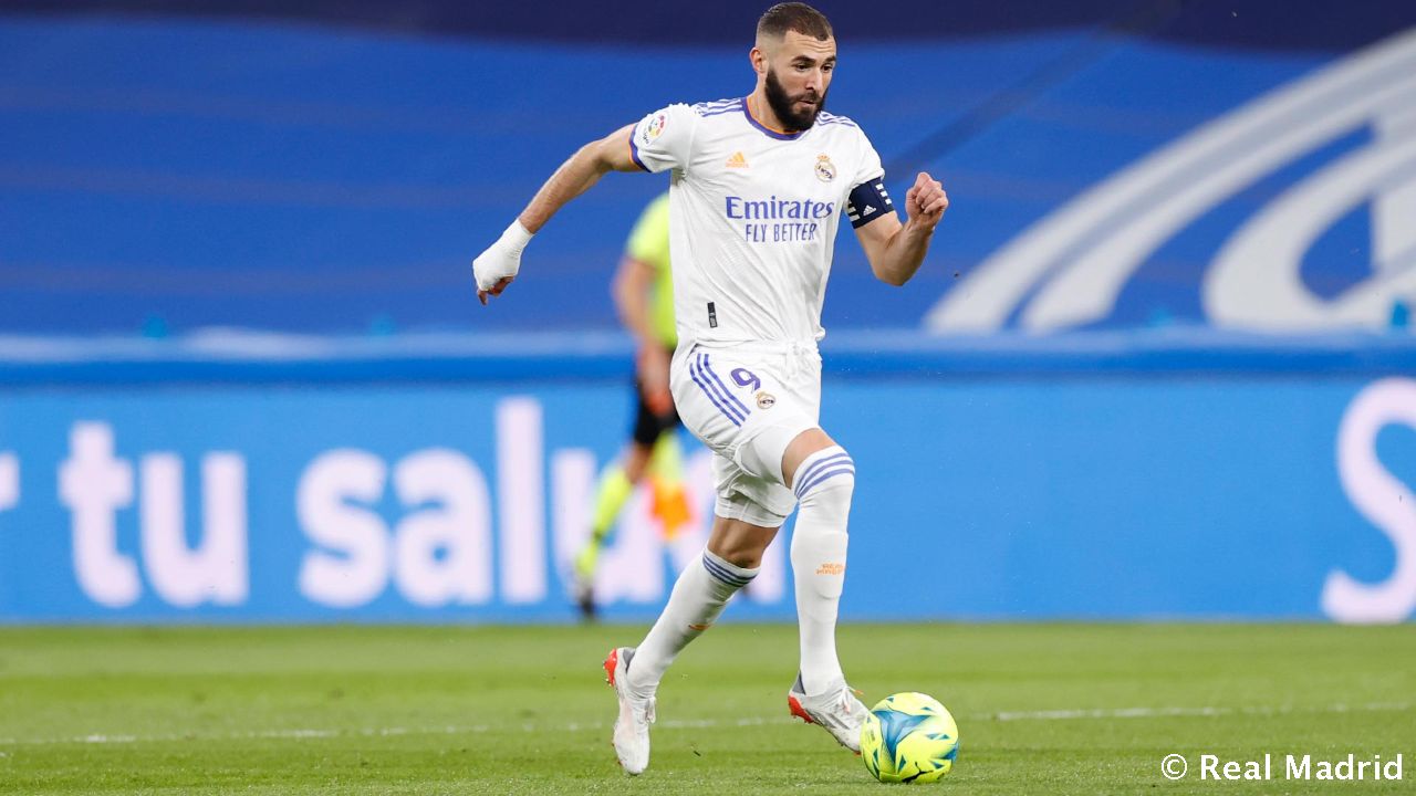 Новость на сайте FondoRuso.ru /assets/img//news/2021/2022-01-22-02-benzema.jpg