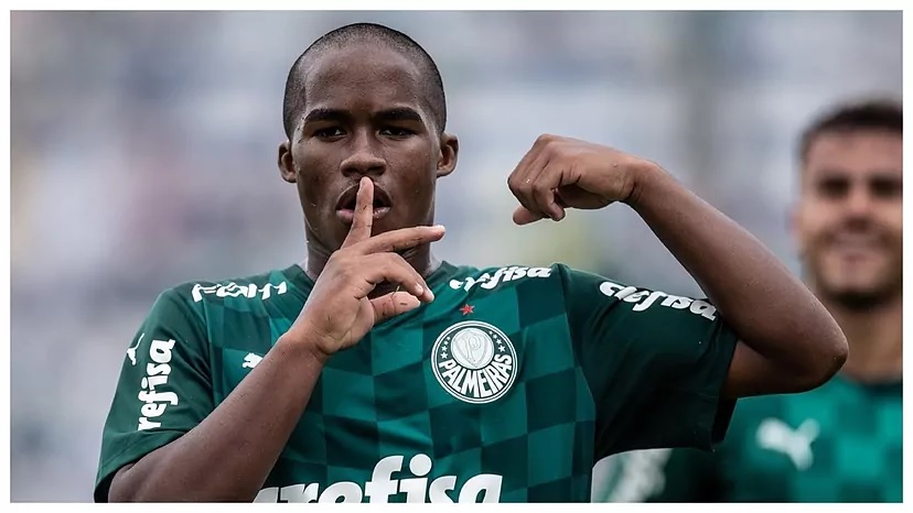 Новость на сайте FondoRuso.ru /assets/img//news/2021/2022-01-25-36-endric.jpg