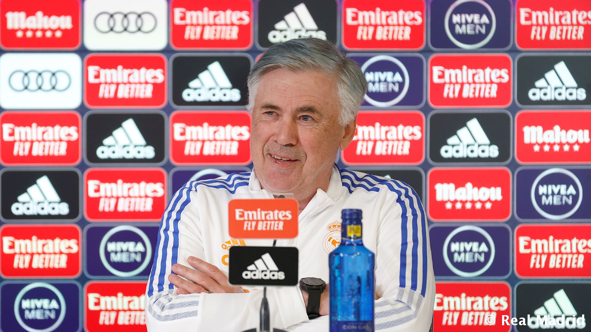 Новость на сайте FondoRuso.ru /assets/img//news/2021/2022-03-05-23-ancelotti.jpeg