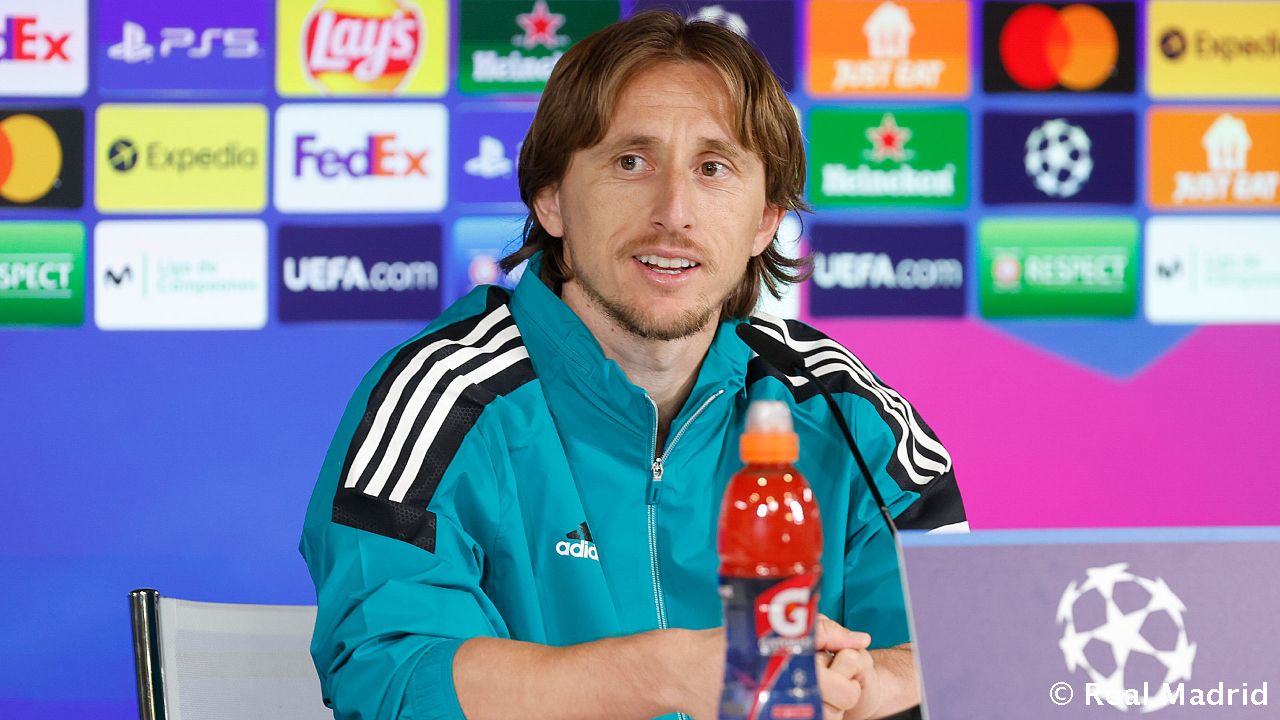 Новость на сайте FondoRuso.ru /assets/img//news/2021/2022-03-08-27-modric.jpg