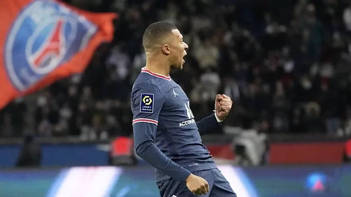 Новость на сайте FondoRuso.ru /assets/img//news/2021/2022-04-04-35-kilian-mbappe.png