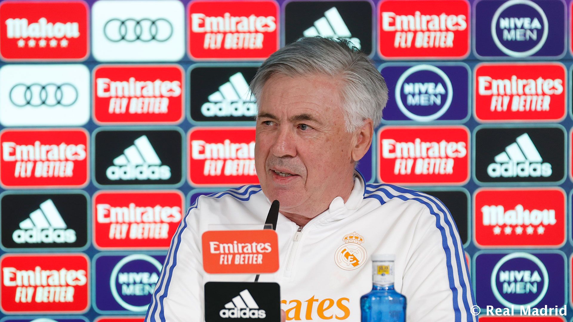 Новость на сайте FondoRuso.ru /assets/img//news/2021/2022-04-08-46-ancelotti.jpeg