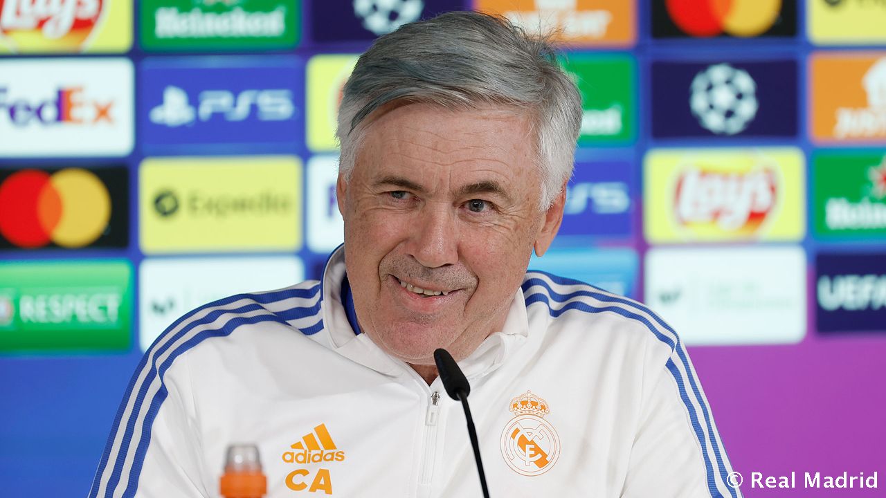 Новость на сайте FondoRuso.ru /assets/img//news/2021/2022-04-11-13-ancelotti.jpg