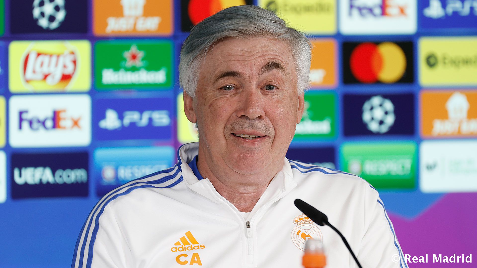 Новость на сайте FondoRuso.ru /assets/img//news/2021/2022-05-04-39-ancelotti.jpeg