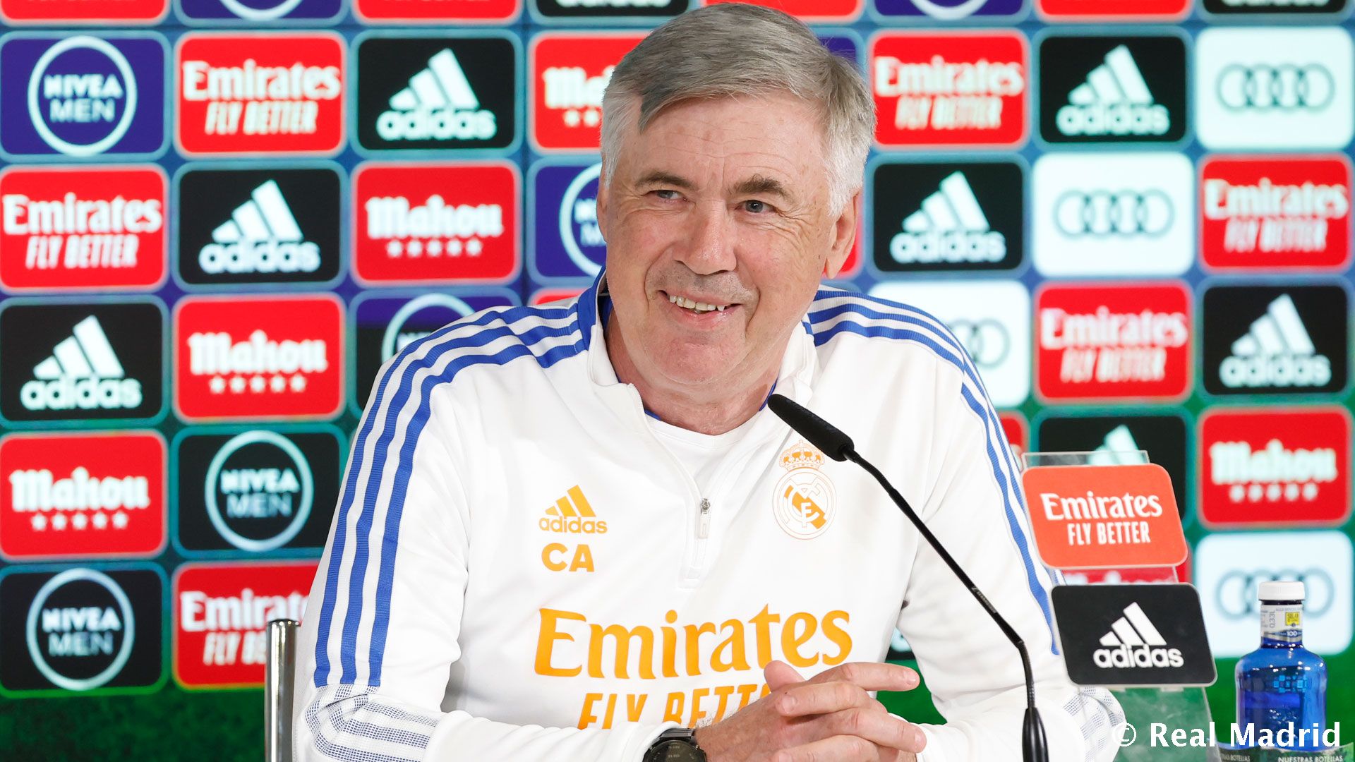 Новость на сайте FondoRuso.ru /assets/img//news/2021/2022-05-19-13-ancelotti.jpg
