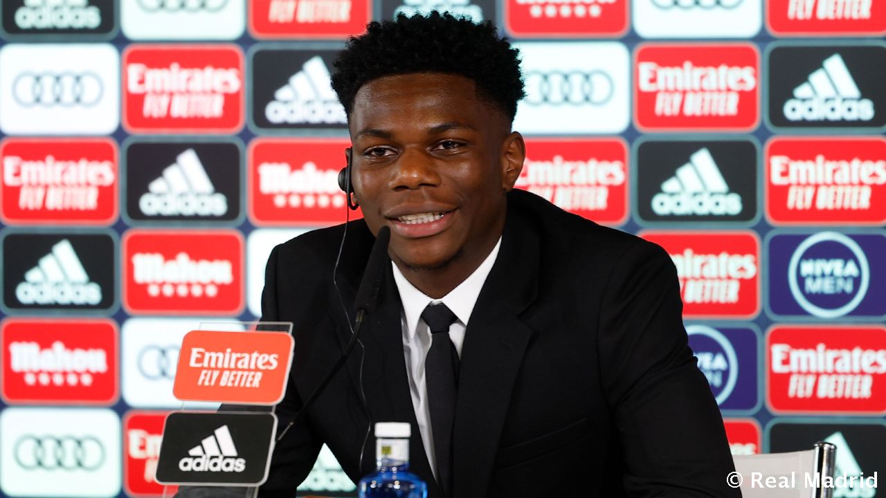 Новость на сайте FondoRuso.ru /assets/img//news/2021/2022-06-14-02-tchouameni.jpg