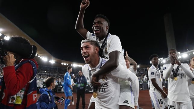 Новость на сайте FondoRuso.ru /assets/img//news/2021/2022-08-24-04-valverde.jpg