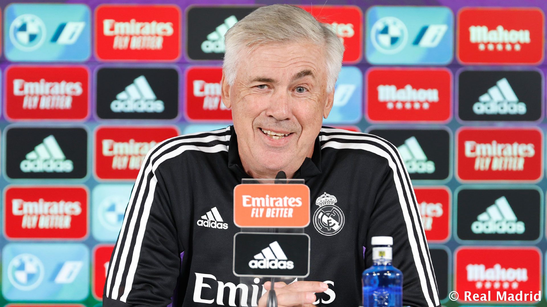 Новость на сайте FondoRuso.ru /assets/img//news/2021/2022-09-03-37-ancelotti.jpeg