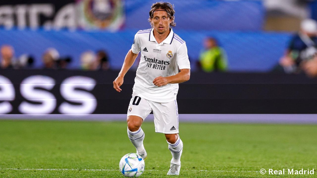 Новость на сайте FondoRuso.ru /assets/img//news/2021/2022-09-04-36-modric.jpg