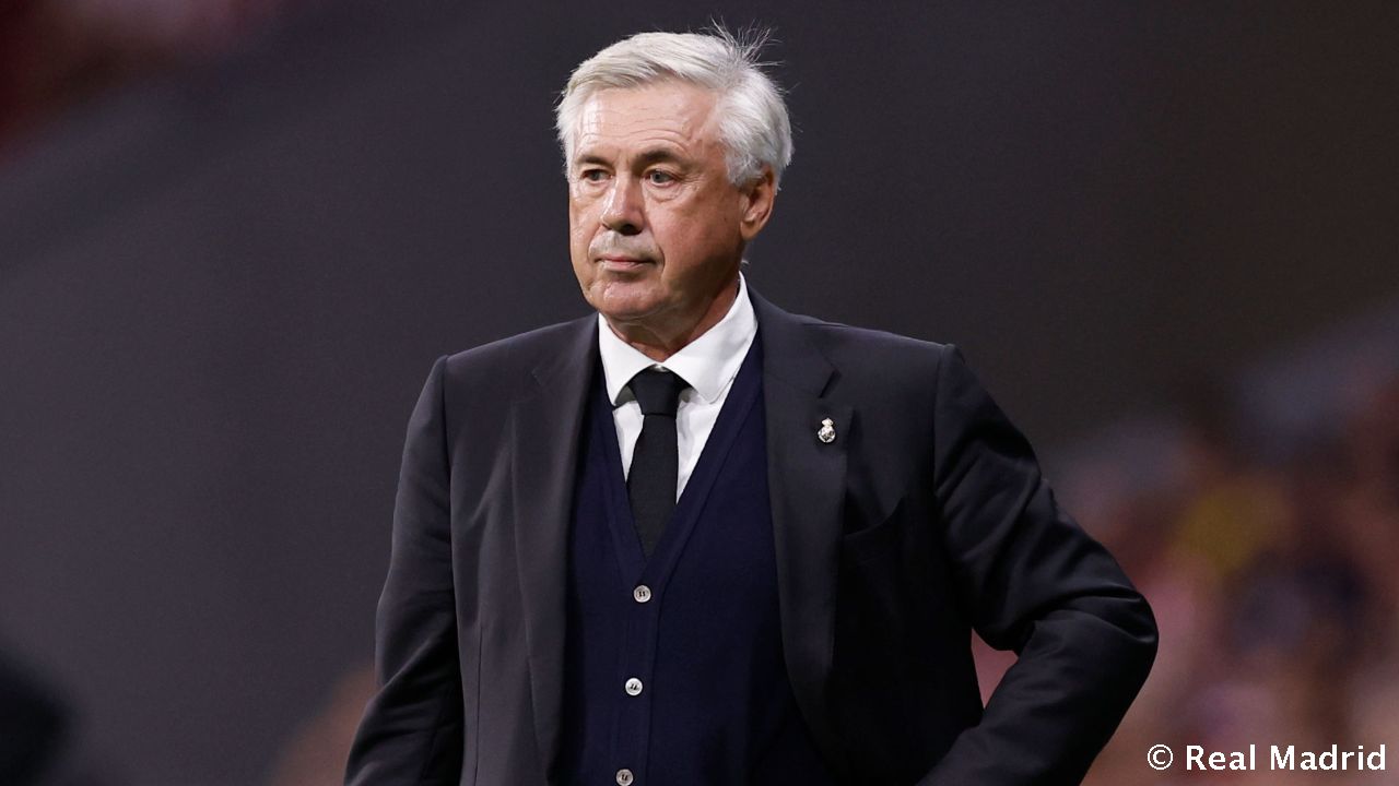 Новость на сайте FondoRuso.ru /assets/img//news/2021/2022-09-19-22-ancelotti.jpg