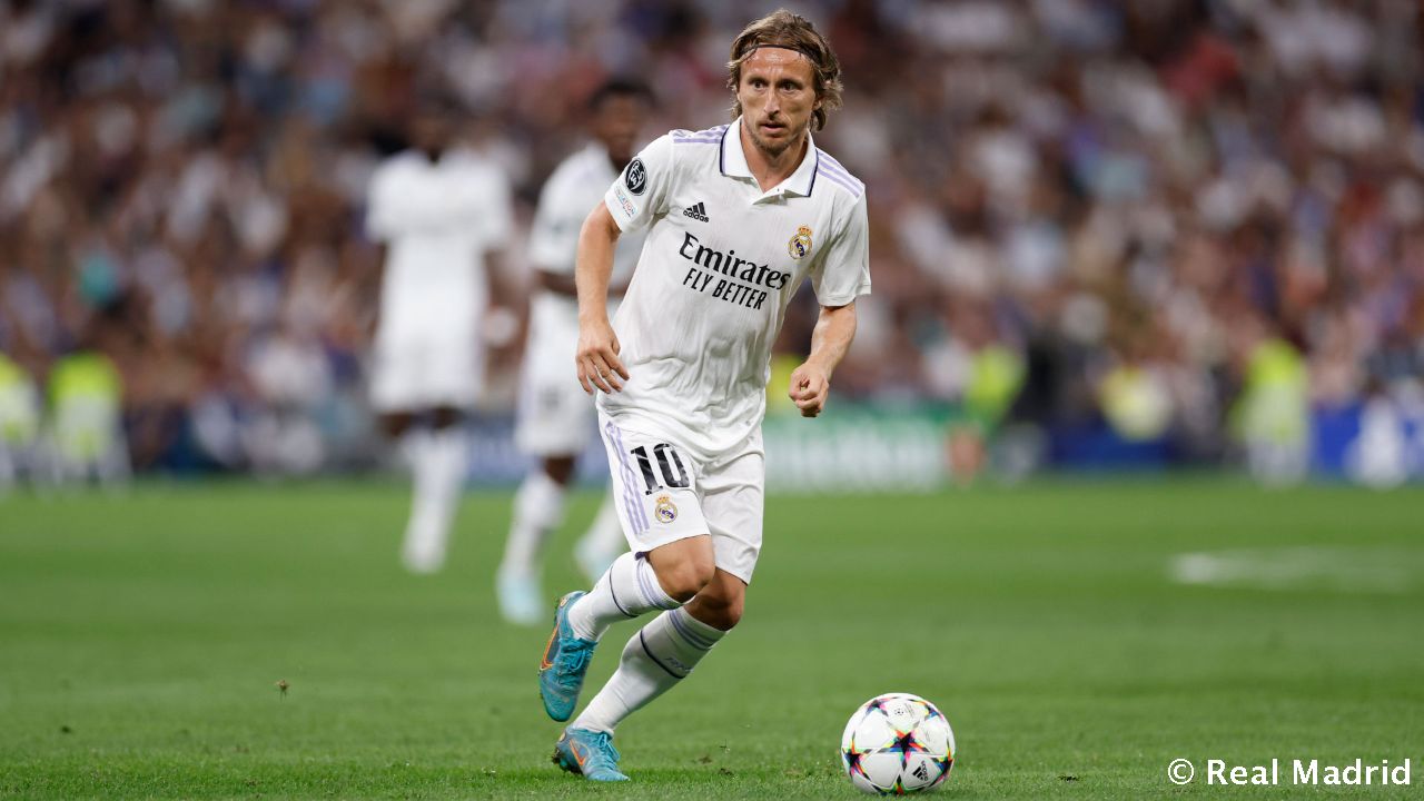 Новость на сайте FondoRuso.ru /assets/img//news/2021/2022-10-04-45-modric.jpg