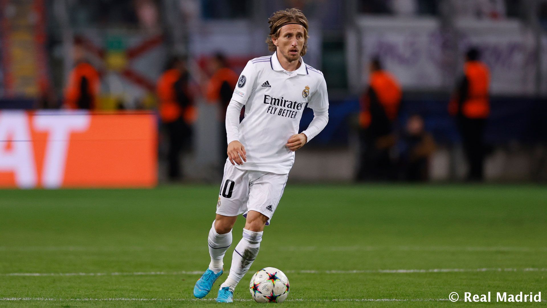 Новость на сайте FondoRuso.ru /assets/img//news/2021/2022-10-24-00-modric.jpeg