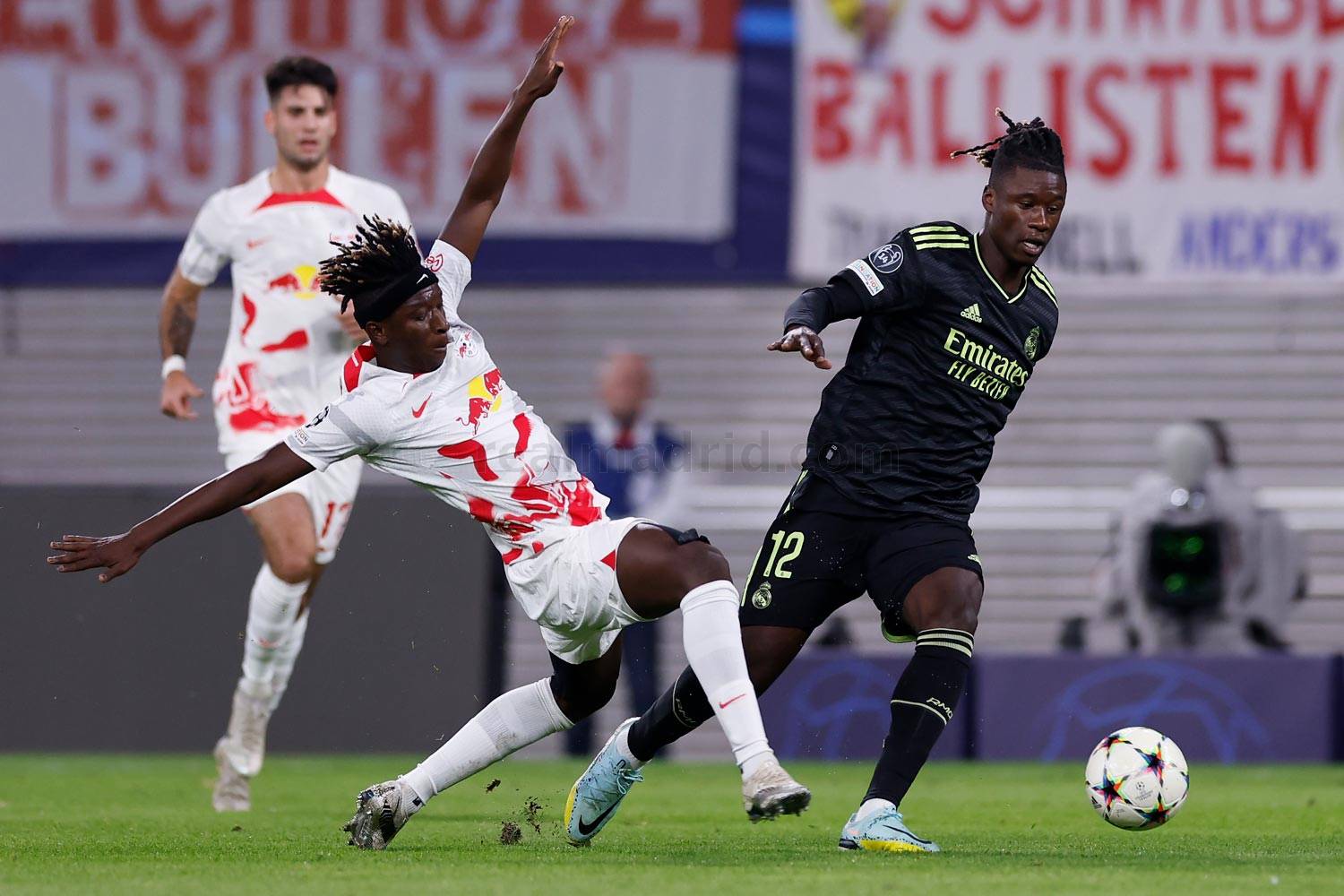 Новость на сайте FondoRuso.ru /assets/img//news/2021/2022-10-26-43-camavinga.jpg