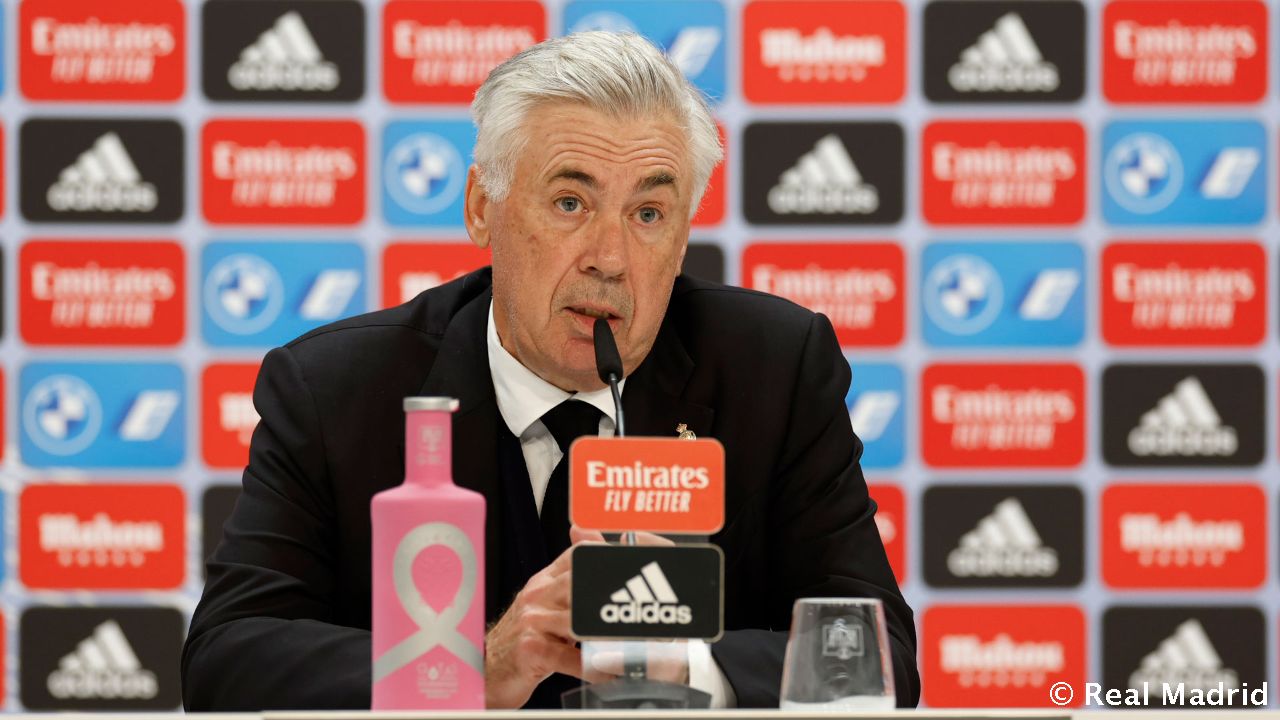 Новость на сайте FondoRuso.ru /assets/img//news/2021/2022-10-31-19-ancelotti.jpeg