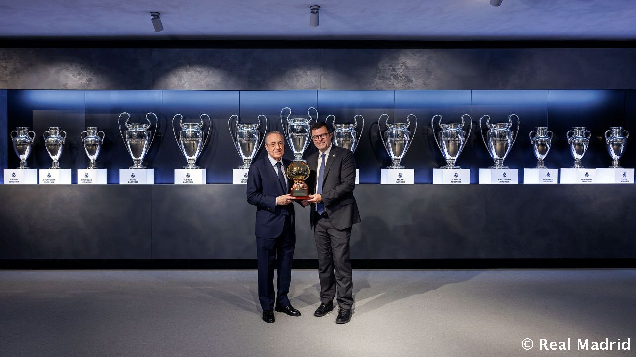 Новость на сайте FondoRuso.ru /assets/img//news/2021/2022-11-08-14-perez.jpg