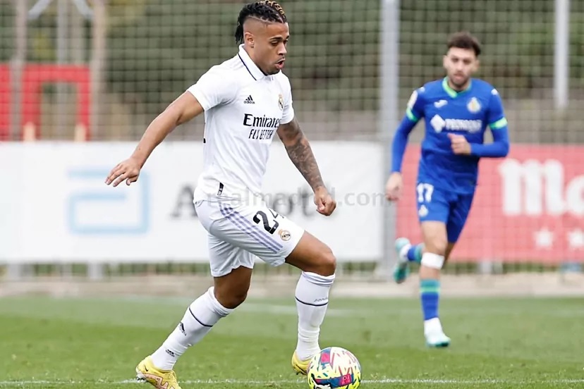 Новость на сайте FondoRuso.ru /assets/img//news/2022/2022-12-28-10-mariano.jpg